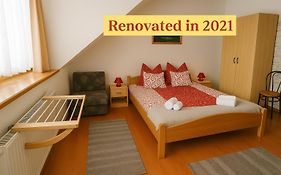 Joos Apartman
